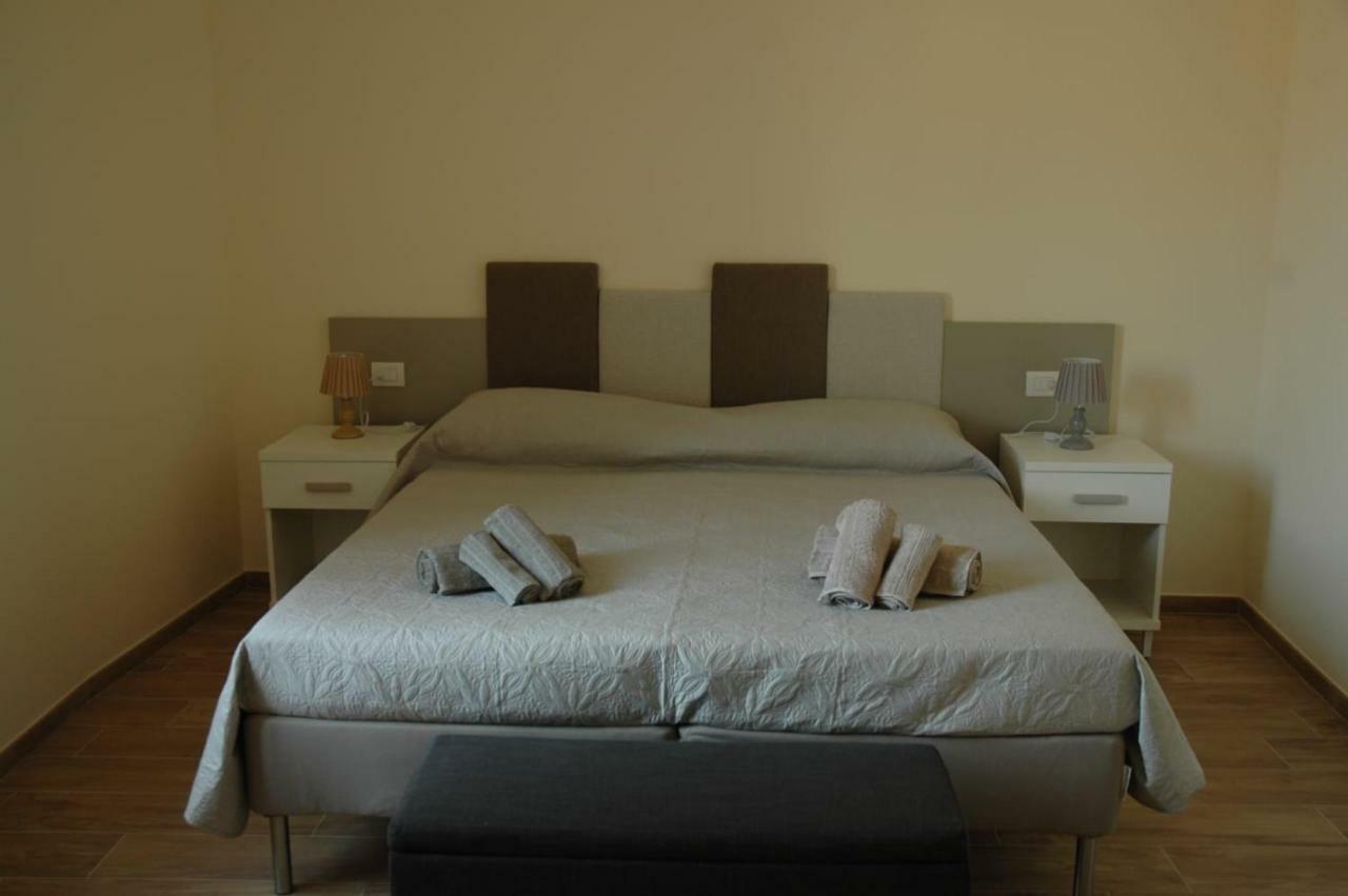 Via Barocci 34 Hotel อูร์บีโน ภายนอก รูปภาพ