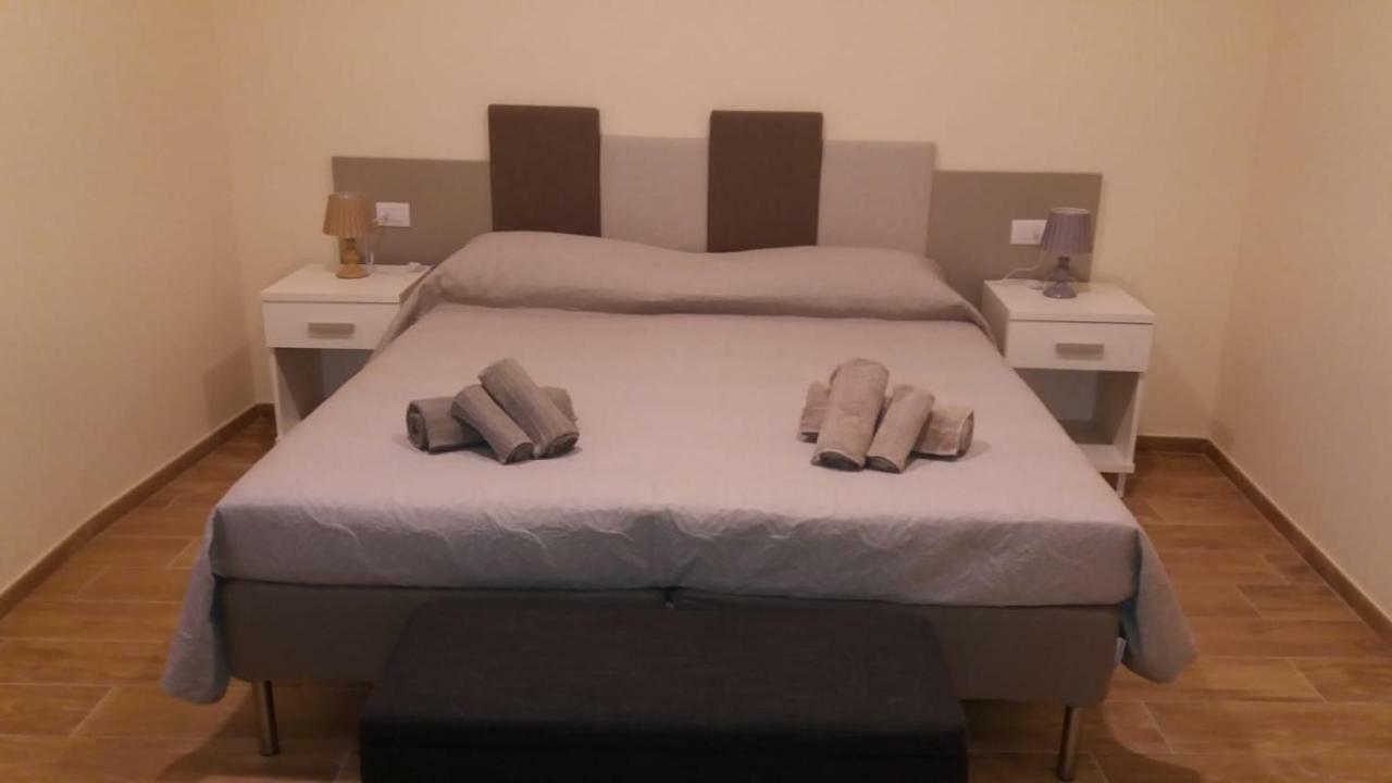 Via Barocci 34 Hotel อูร์บีโน ภายนอก รูปภาพ